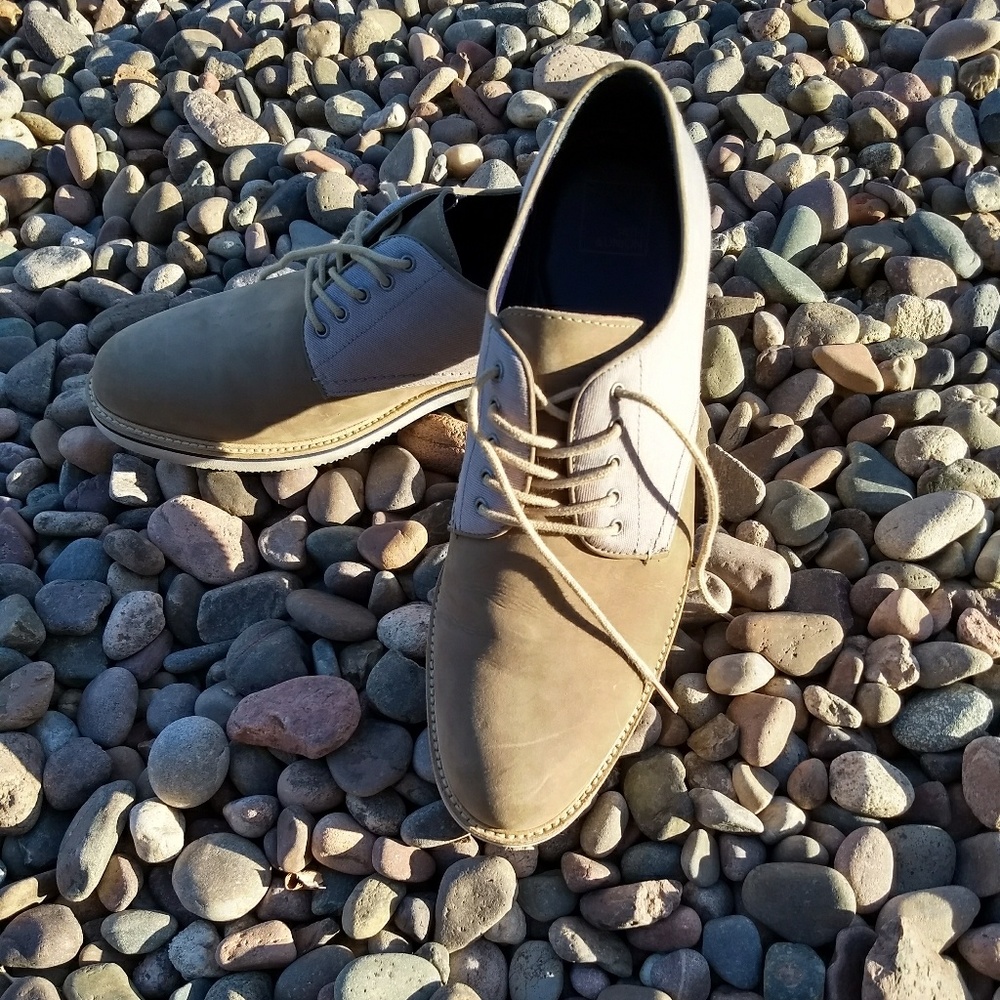 Men's Leather Dress Shoes